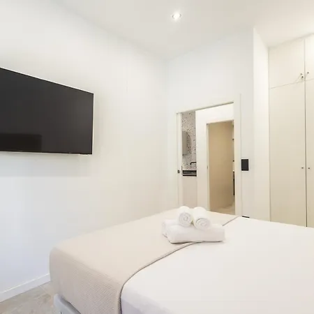 Arm By Concept Flats * ולנסיה